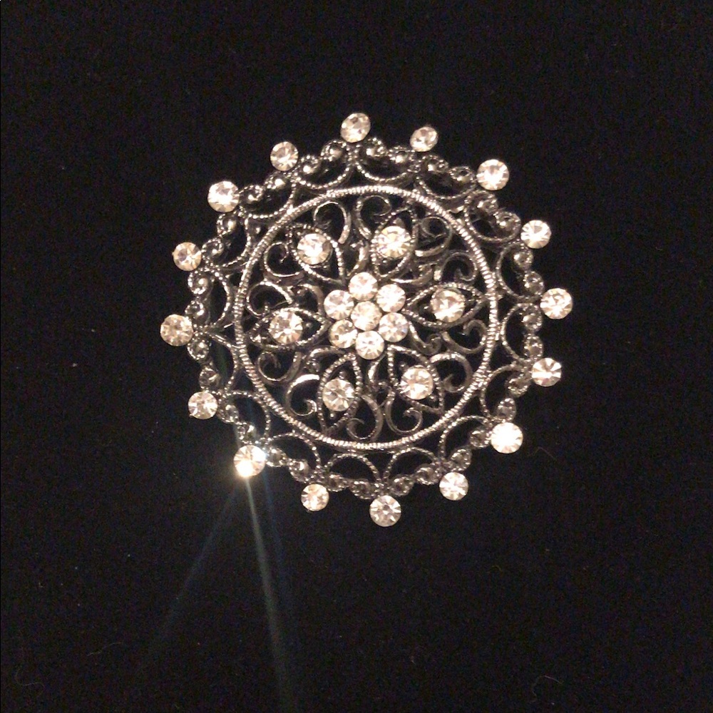 💕💕Antique Floral Brooch Pen💕💕